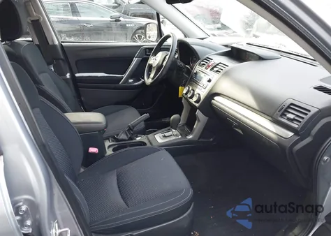 2015 Subaru Forester 2.5I Premium из США, поврежденный, VIN JF2SJAFC4FH569426